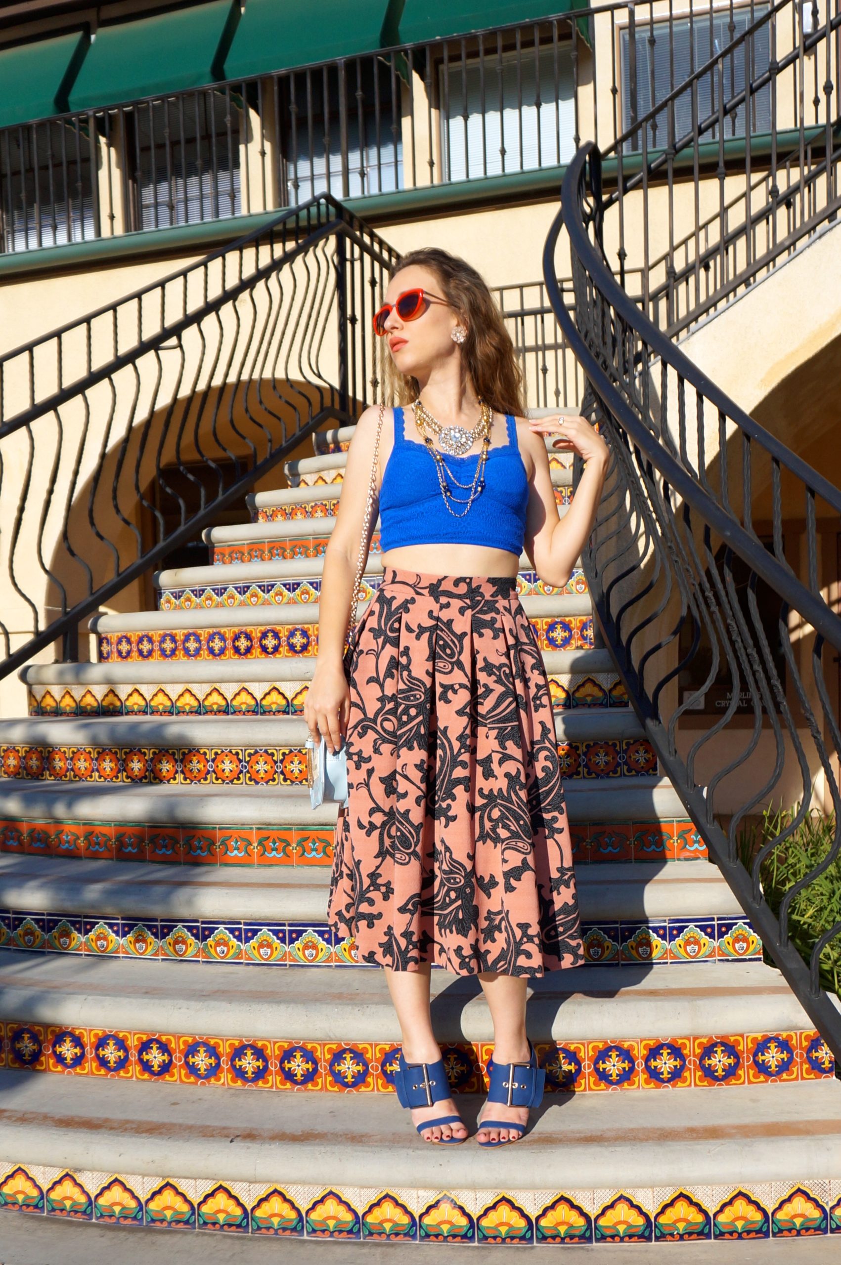 Foolproof Outfit Combo: Crop Top + Full Skirt + Heels